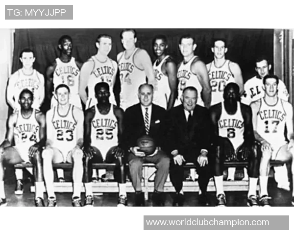 拉塞尔与凯尔特人对决历史回顾及精彩瞬间分析